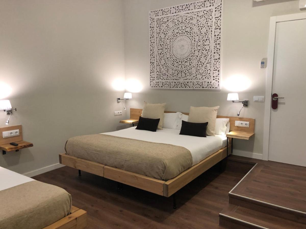 Hotel Radha Оспиталет-де-Льобрегат Экстерьер фото